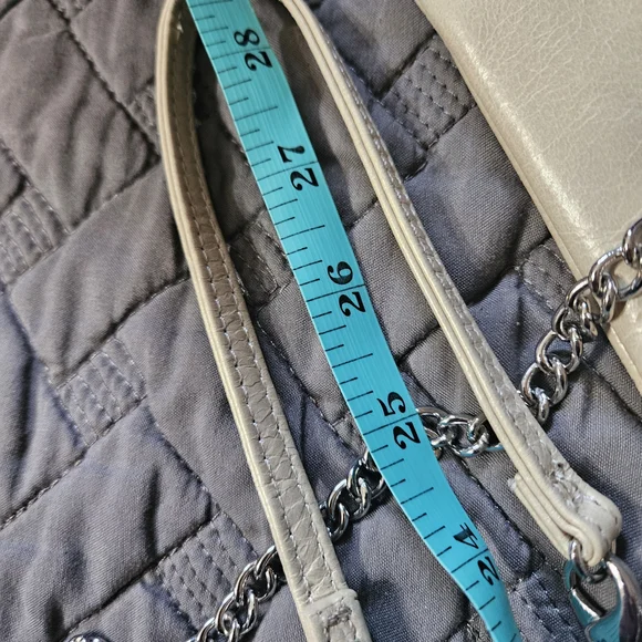 HOBO Cream Leather Wristlet with Chain Strap - Picture 13 of 16